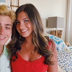 Meet your Posher, Besty